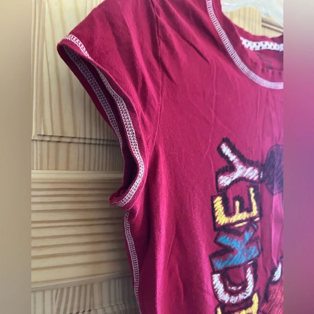 Red Disney Mickey T Shirt‎ Size Large